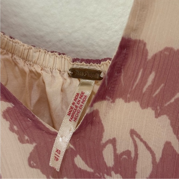 Free People Julianna floral maxi dress in a pink/ivory color combination XS - Picture 7 of 8